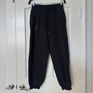 lululemon team Canada scuba joggers